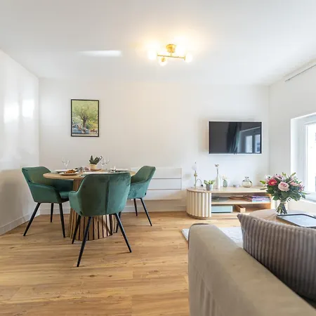 Les Toits D'angoulême *