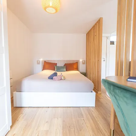 Les Toits D'angoulême Apartamento *