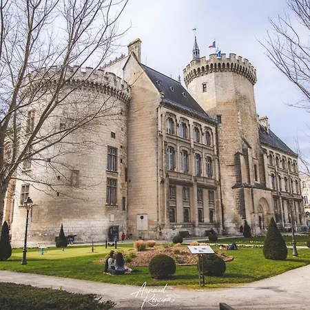 Lägenhet Les Toits D'angouleme - Hyper Centre