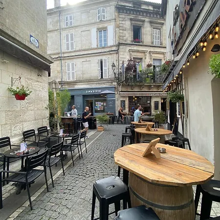 Les Toits D'angouleme - Hyper Centre Апартаменты *
